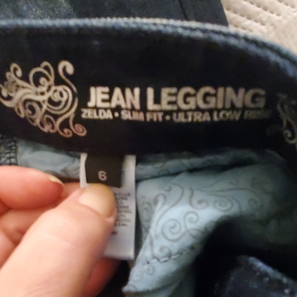 Express Jean Leggings - Picture 3 of 6